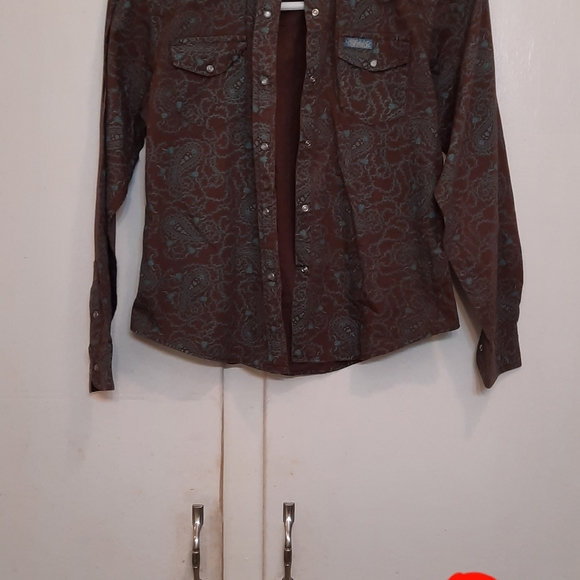 Clothes - Picture 9 of 16